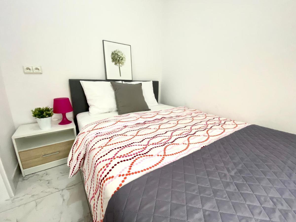 Center Warsaw - Apartmenty Jana Pawla II エクステリア 写真