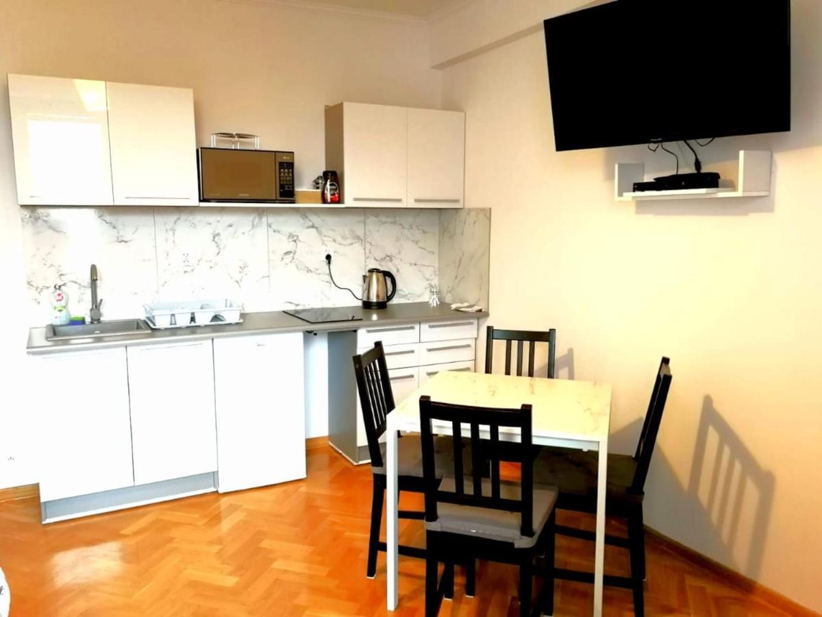 Center Warsaw - Apartmenty Jana Pawla II エクステリア 写真