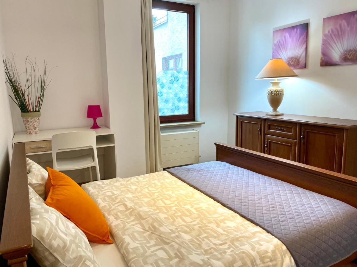Center Warsaw - Apartmenty Jana Pawla II エクステリア 写真