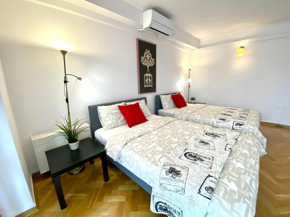 Center Warsaw - Apartmenty Jana Pawla II エクステリア 写真